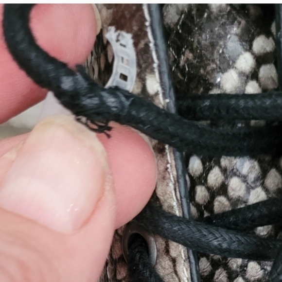 New Chelsea & Violet Snake Print Leather Heels Boots Sz 8.5 - Picture 14 of 15